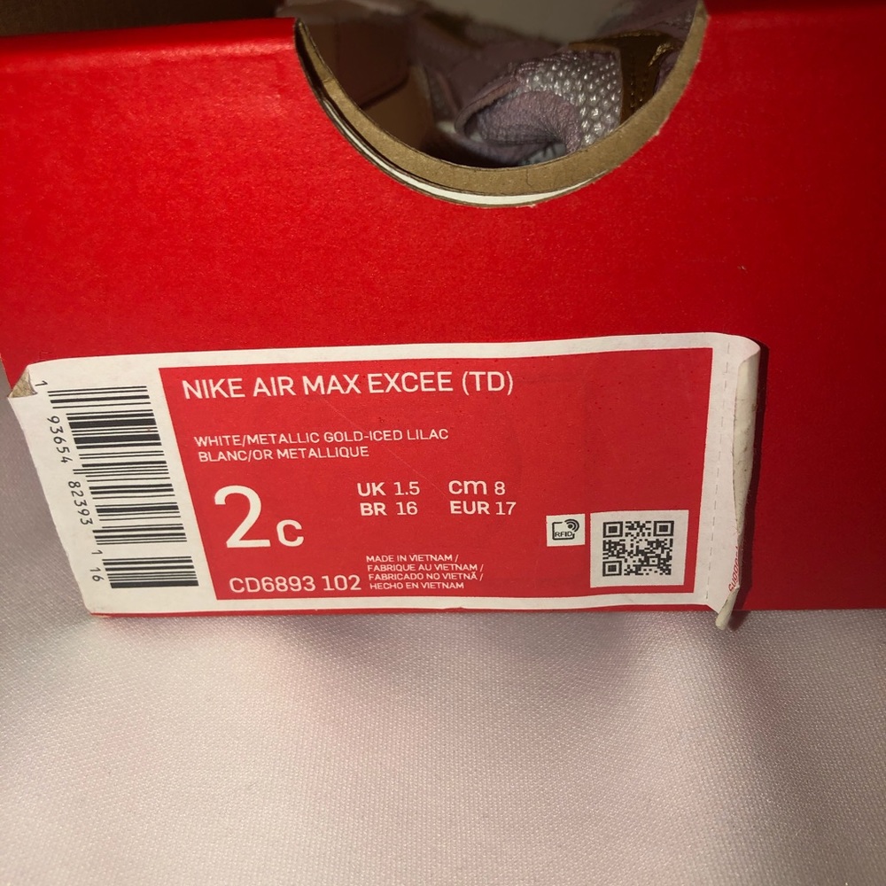 Baby Girl Nike Shoes - Picture 4 of 4